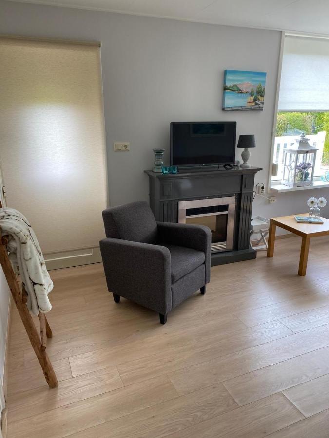 Bungalow Scheldezicht In Zeeland Dicht Bij Zee Scherpenisse Exterior foto